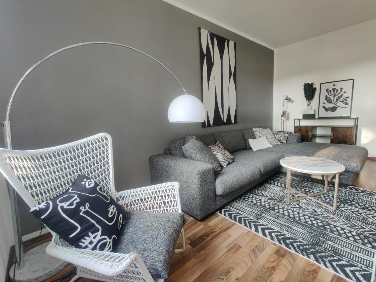 INIKAMA: Designer Apartment im Grünen – Netflix Rosengarten  Exterior foto